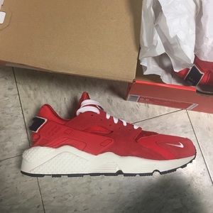 nike air huaraches run prm